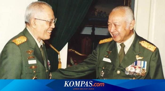 Jenderal-AH-Nasution-dan-Jenderal-HM-Soeharto-Jenderal-Bintang-5.jpg