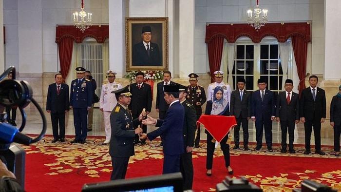 JenderalAgus-Subiyanto-resmi-jabat-Panglima-TNI-Dilantik-Presiden-Jokowi-Rabu-22112023.jpg
