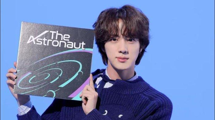 Jin-BTS-Sukses-Raih-5-dari-15-Posisi-Teratas-Chart-Penjualan-Lagu-Digital-Dunia-Billboard.jpg