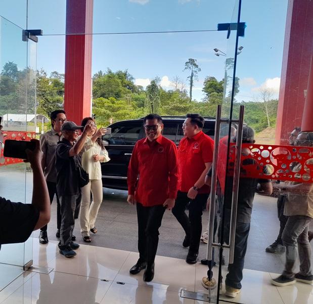 Olly Dondokambey Beber Alasan PDIP Usung Kembali Joune Ganda - Kevin Lotulung di Pilkada Minut Sulut