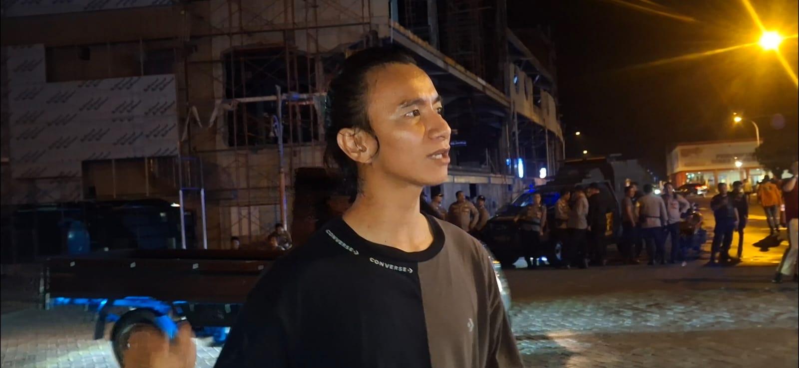 KEBAKARAN-Brigpol-Imanuel-Tendean-atau-akrab-disapa-Komdan-TendeT3F.jpg