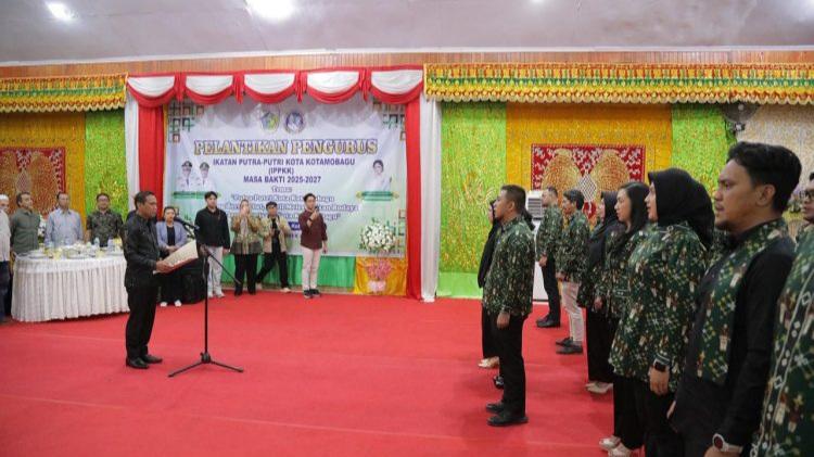 KOTA-KOTAMOBAGU-Wali-Kota-Kotamobagu-Weny-Gaib-resmi-melantik-pengurus-Ikatan-Putra-PutriLO0.jpg