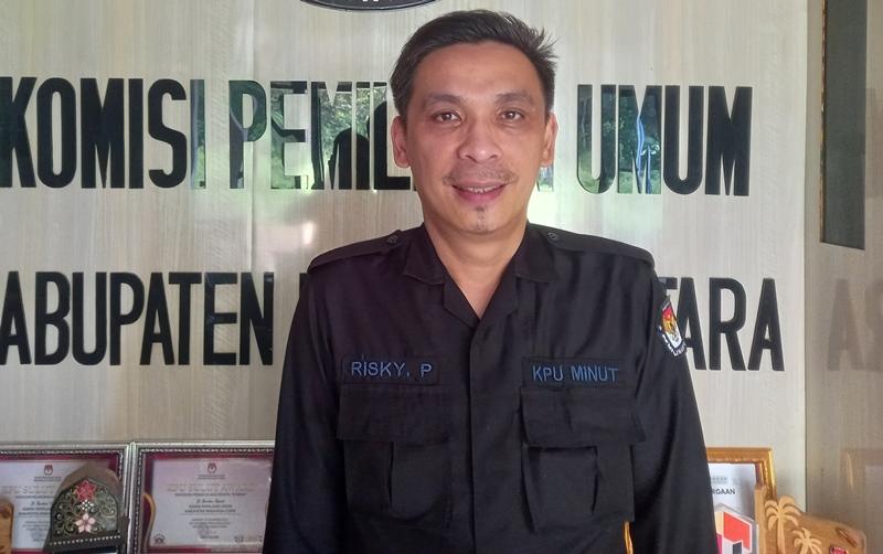 Kadiv-SDM-dan-Parmas-KPU-Minut-Risky-Pogaga-hjjuiiu.jpg
