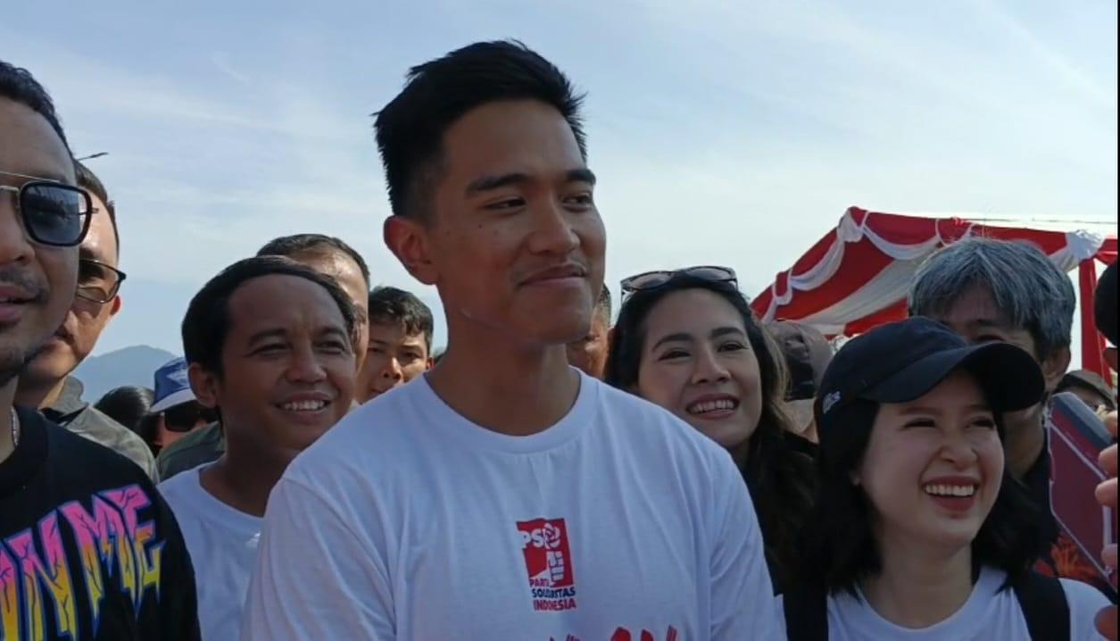 Kaesang-Pangarep-ikut-kegiatan-jalan-santjgfjghjghjghj.jpg