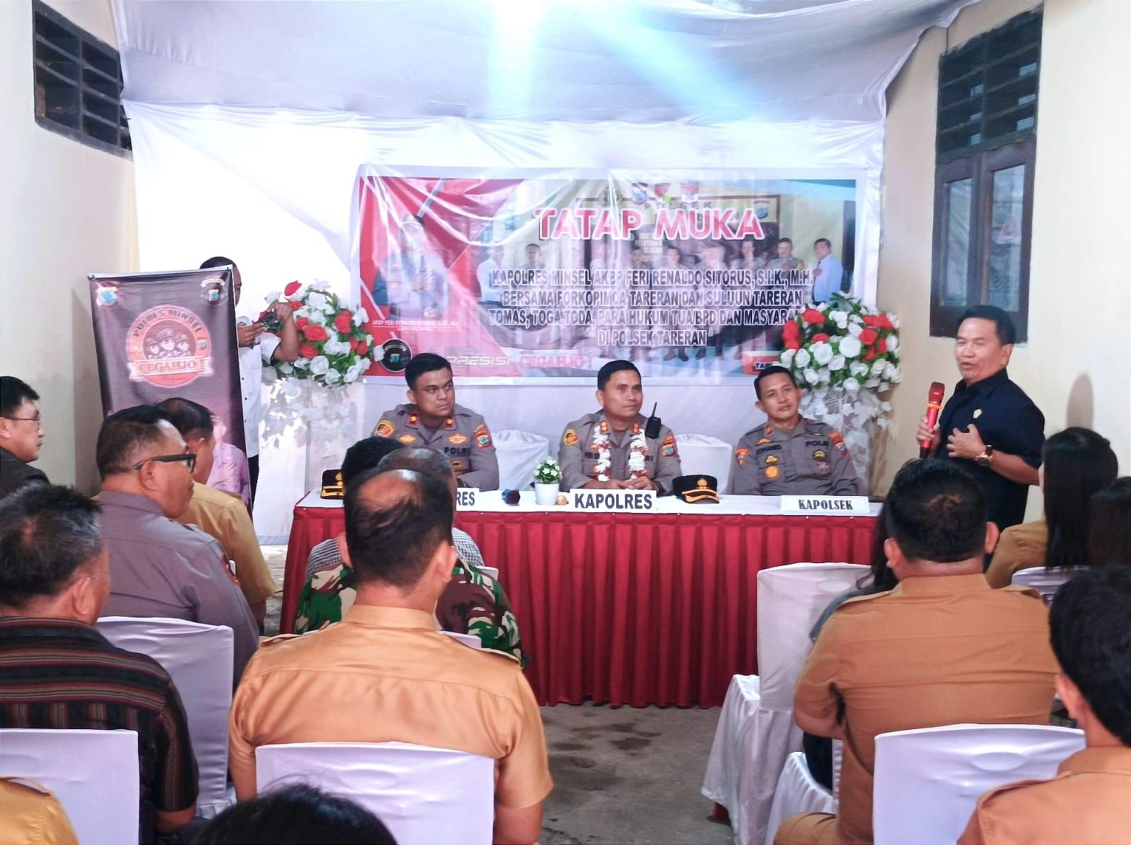 Kunker di Polsek Tumpaan dan Tareran, Kapolres Minsel Feri Sitorus Sampaikan Program Cegah Jo