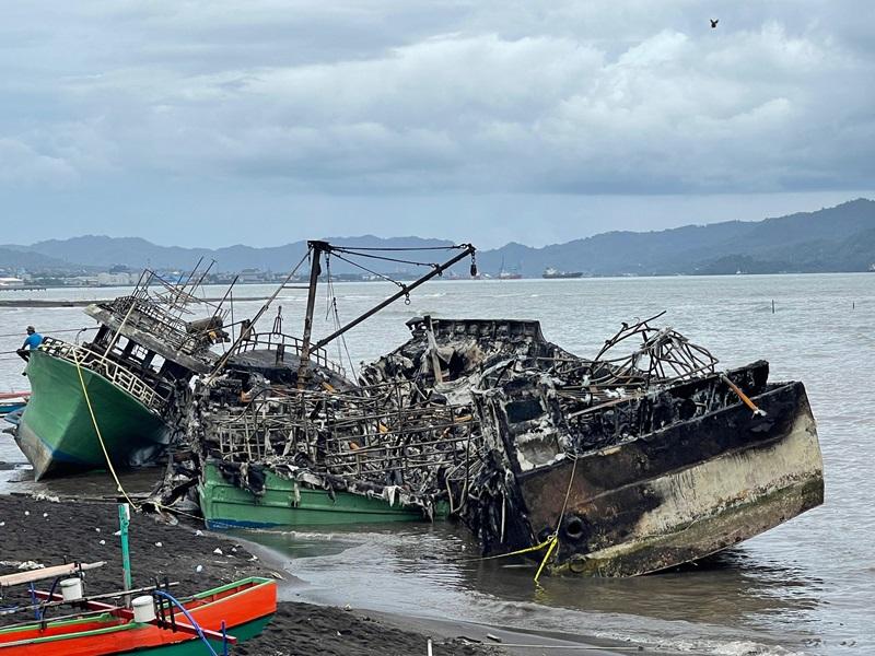 Kronologi Tiga Kapal Terbakar di Bitung Sulawesi Utara