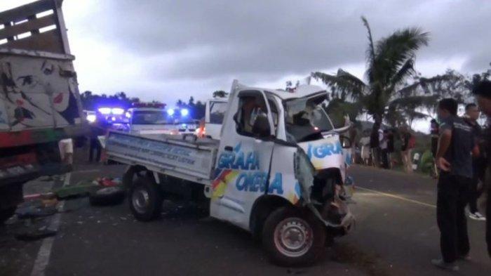 Kecelakaam-yang-melibatkan-mobil-pikap-dengan-truk-terjadi-di-Jalur-Pantai-Selatan-Pansela.jpg