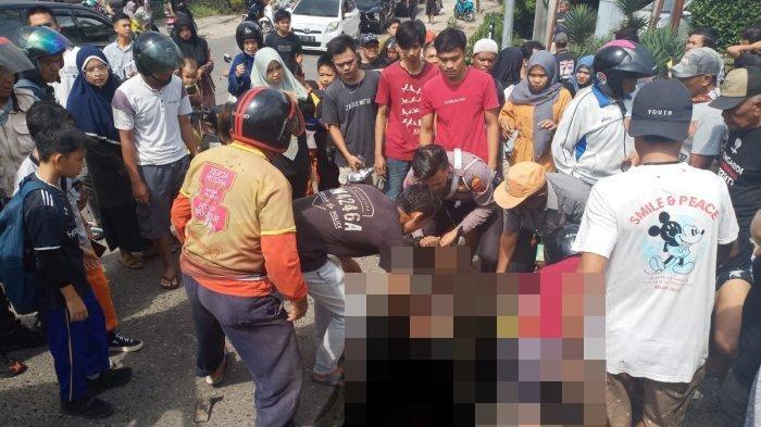 Kecelakaan Maut, Pemotor Tewas Setelah Tabrakan dengan Truk