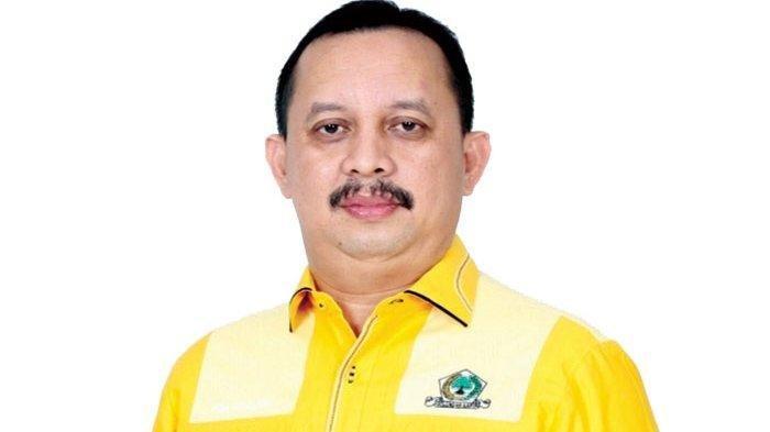 Ketua-Bidang-OKK-DPD-Partai-Golkar-Sulut-Feryando-Lamaluta-23523.jpg