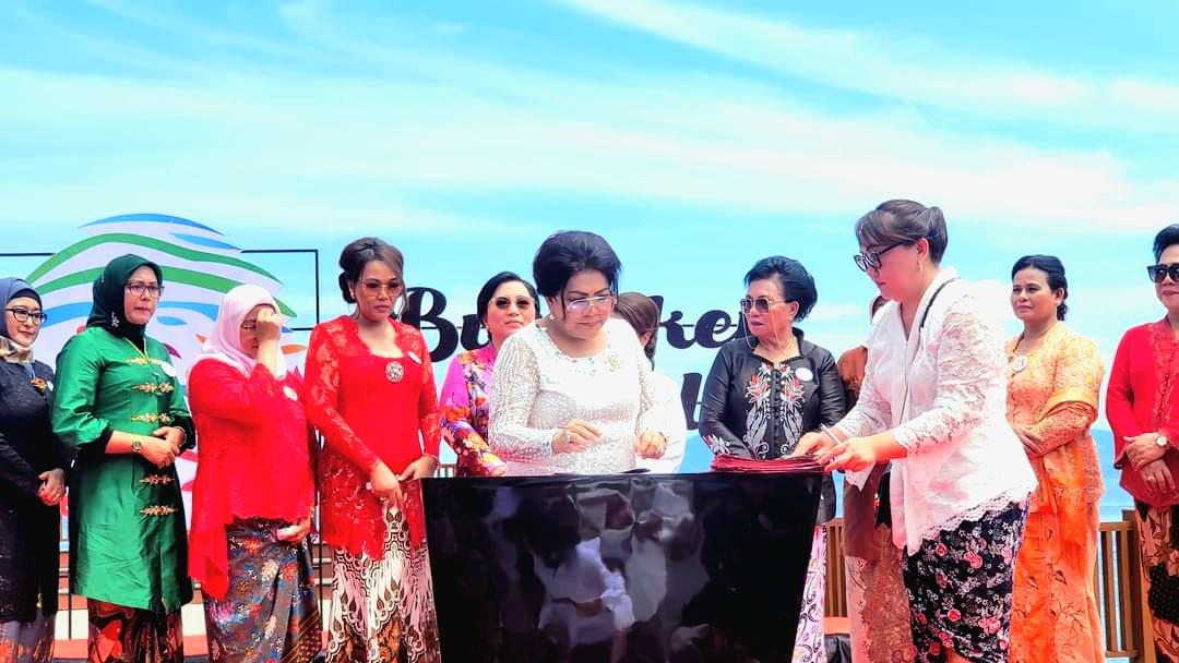 Goes to UNESCO, Ketua TP PKK Fenny Lumanauw Ajak Kaum Perempuan Lestarikan Pakaian Kebaya