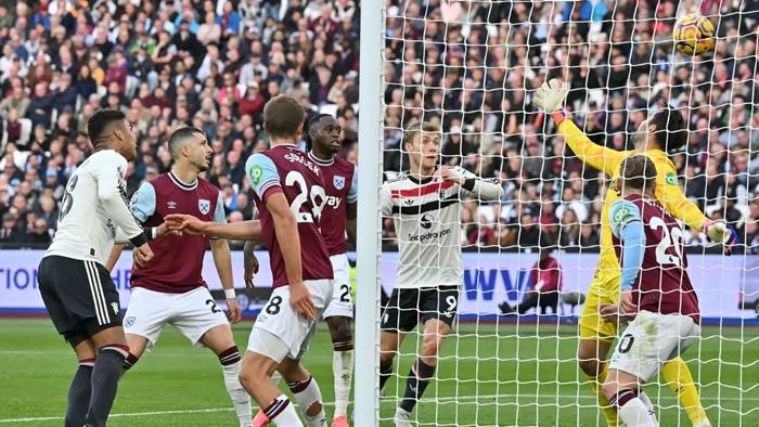 Klasemen-Liga-Inggris-2024-2025-setelah-Man-United-Kalah-Chelsea-Menang-Liverpool-dan-Arsenal-Seri.jpg