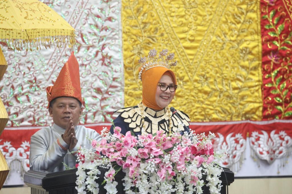 HUT ke-16, Tatong Bara Hadiri Rapat Paripurna Istimewa DPRD Kotamobagu Sulawesi Utara