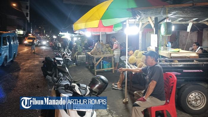 Kota-Manado-yang-menjelma-jadi-lokasi-wisata-durian.jpg