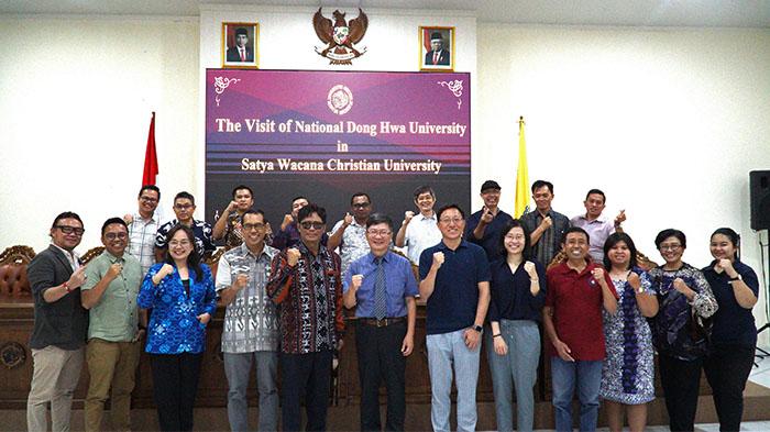 Kunjungan-dari-National-Dong-Hwa-University-Taiwan-ke-UKSW.jpg