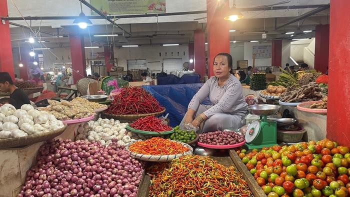 Lapak-pedagang-di-Pasar-Bersehati-Manado-Sulawesi-Utara-Kamis-2182025.jpg