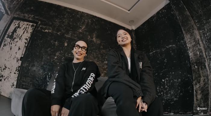 Lirik-Lagu-DangdutHipHop-Aku-Cah-Kerjo-La-Tasya-feat-Ratih-SDE.jpg