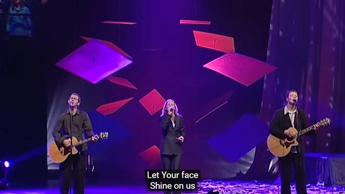 Chord Gitar Hillsong Worship - All The Heavens