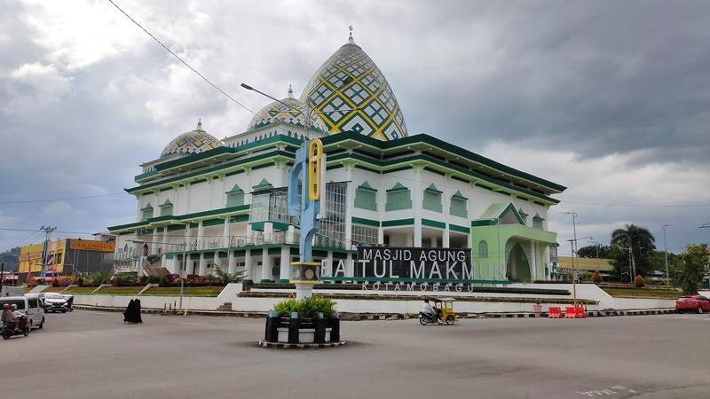 Masjid-Raya-Baitul-Makmur-Kotamobagu-456.jpg
