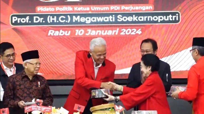 Megawati-Soekarnoputri-Ungkap-3-Alasan-Pilih-Ganjar-dan-Mahfud-Jadi-Capres-Cawapres-dari-PDIP.jpg