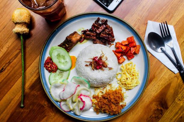 Cara Membuat Nasi Uduk Sambal Kacang, Cocok untuk Menu Harian Ketika Bosan