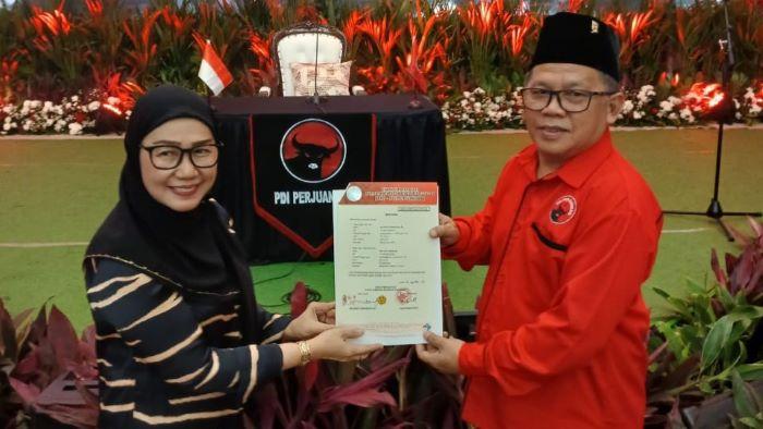 Siap Tarung Pilkada Kotamobagu Sulut, Nayodo Koerniawan - Sri Tanti Angkara Diusung 3 Partai