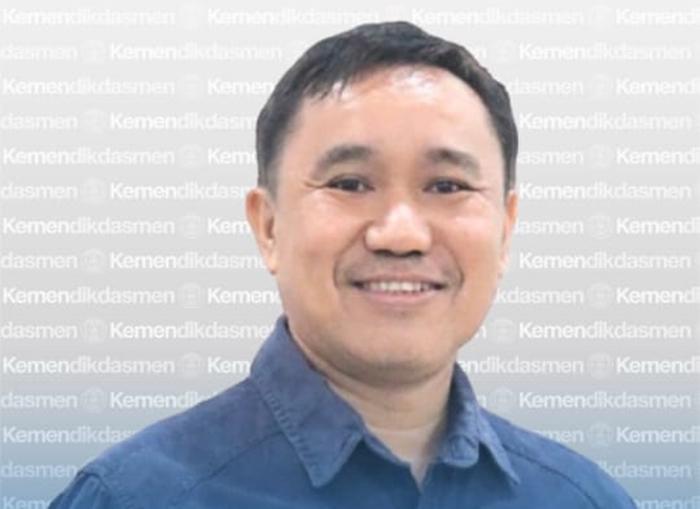 Orang-Tua-Pendidik-Pertama-Utama-dan-Terlama.jpg