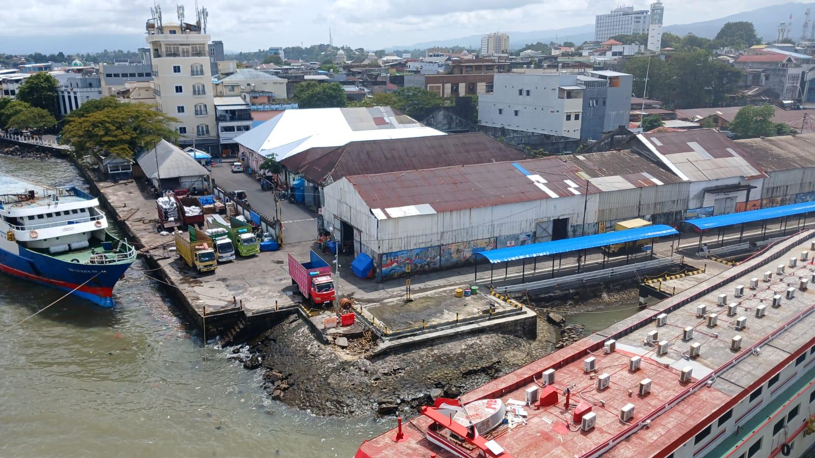 KSOP Manado Buka Suara Terkait KM Mercy Teratai Senggolan dengan KM Cantika Lestari 9F di Dermaga