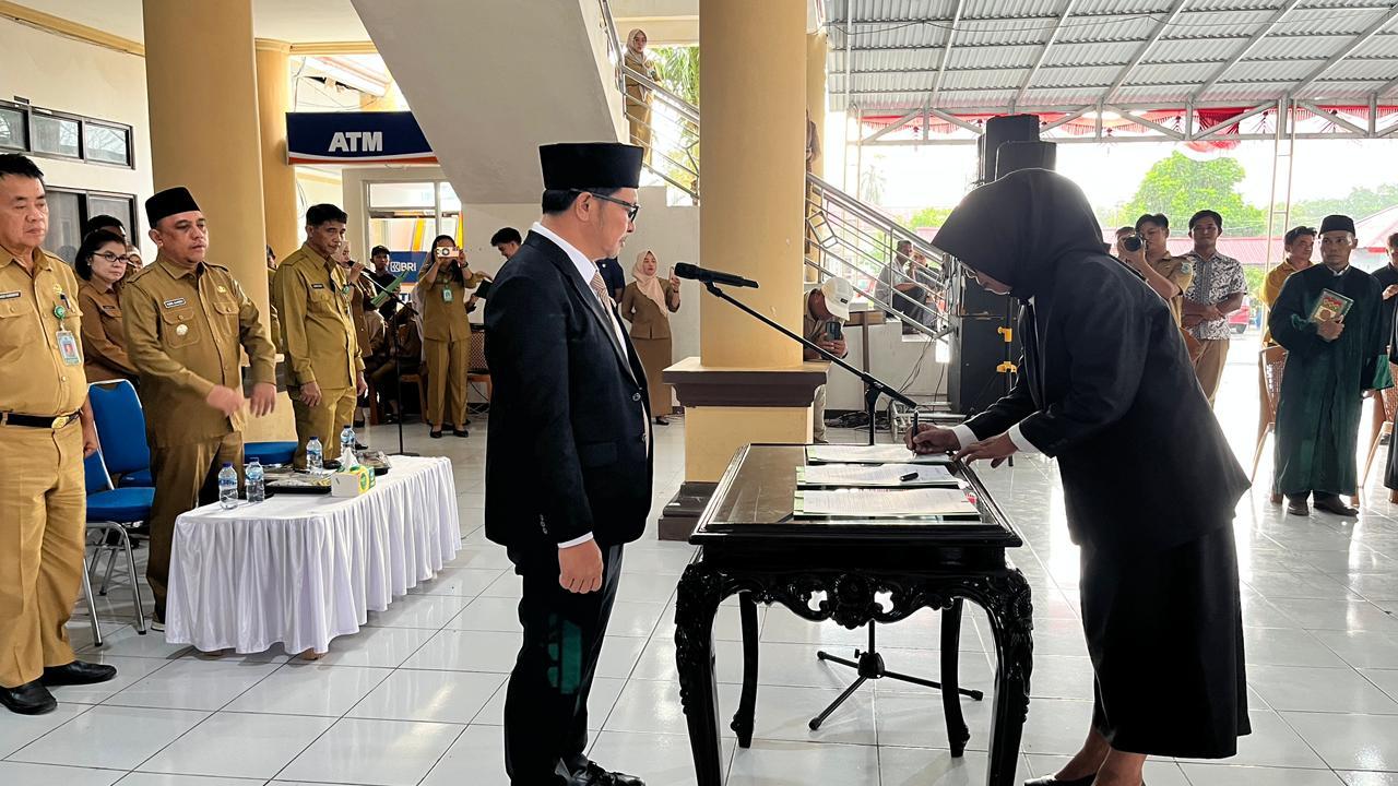 PELANTIKAN-Wakil-Bupati-Bolmong-Dony-Lumentakmhnmk.jpg
