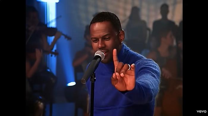 PENYANYI-Brian-McKnight-Simak-Lirik-dan-Chord-Gitar-Brian-McKnight-Back-At-One.jpg