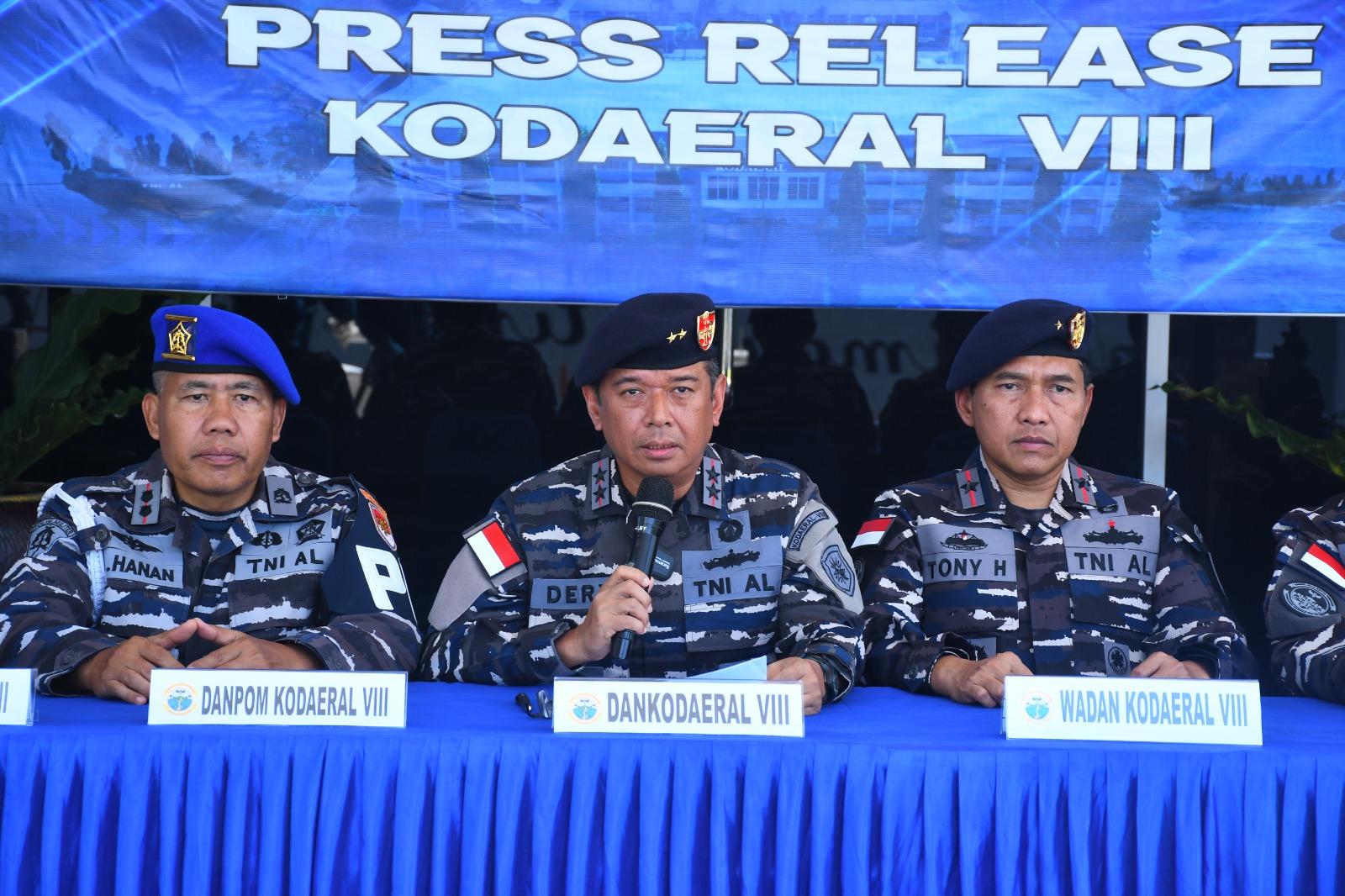 PRESS-RELEASE-Pihak-Komando-Daerah-TNI-AL-Kodaeral-VIII-menggelar-press-release98980.jpg