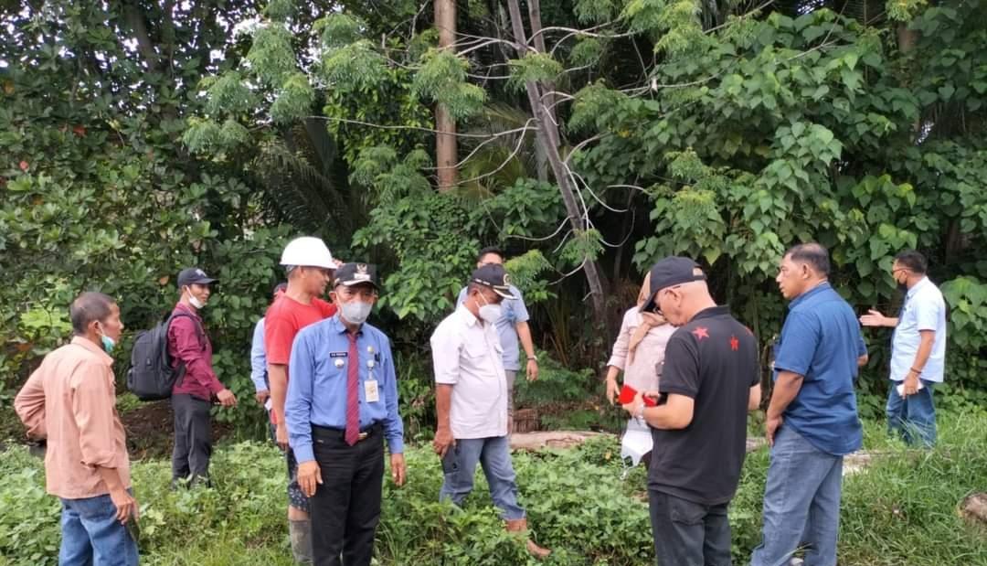 Legislator Mitra Minta Warga Stop Buang Sampah di Sungai Wowesen