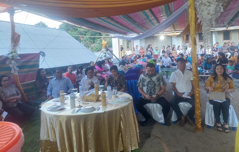 Paslon-Bupati-dan-WakIl-Bupati-Sitaro-Chyntia-Ingrid-Kalangit-Heronimus-Makainaslo0.jpg