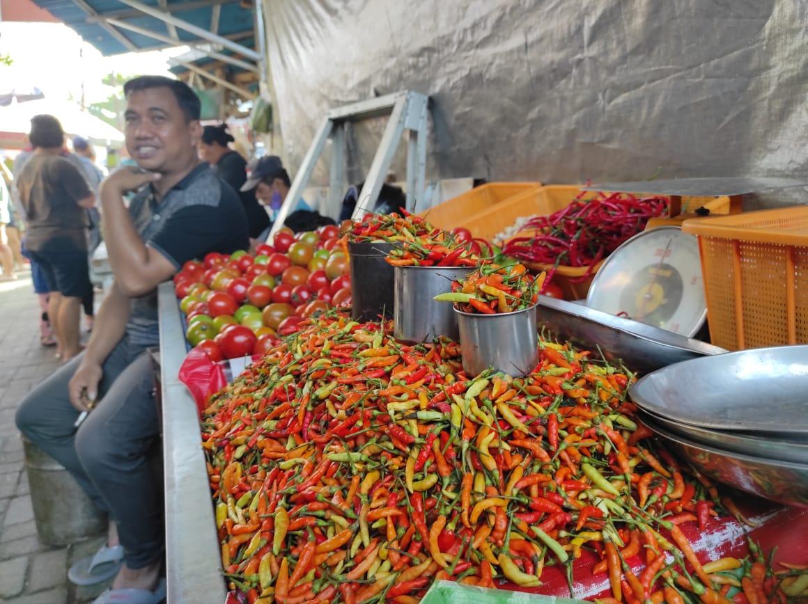BREAKING NEWS : Harga Cabai di Manado Hari ini, Rp 150 Ribu per Kg, Tomat dan Bawang Stabil