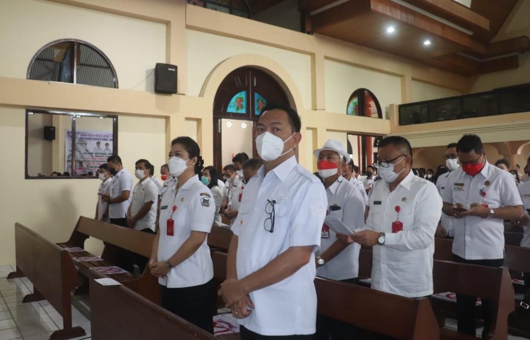 Ibadah Pemkot Tomohon, Wali Kota Caroll Senduk Minta Seluruh Jajaran Dukung Pelaksanaan TIFF 2022