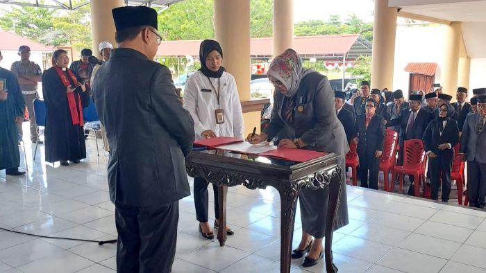 Pelantikan-Pejabat-eselon-II-Pemkab-Bolmong.jpg