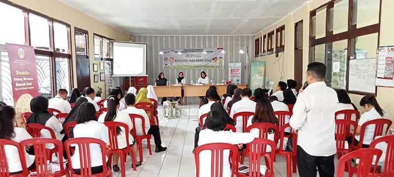 Pelatihan-Konvensi-Hak-AnakKHAhfhfgh.jpg