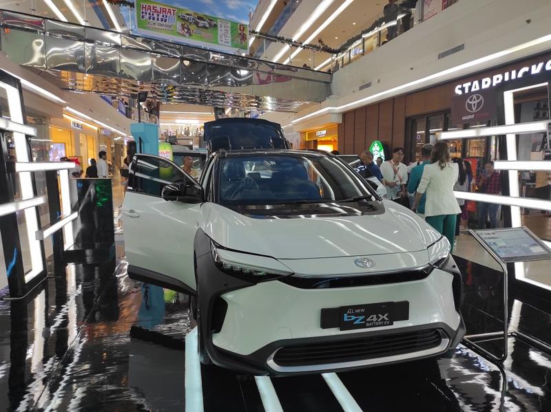 Hasjrat Auto Fair 2023 Manado Pamerkan Mobil Listrik dan Motor Ramah Lingkungan