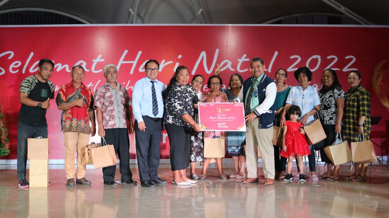 Sambut Natal, BNI Wilayah 11 Suluttenggomalut Berbagi Kebahagiaan dengan Pemberian Santunan