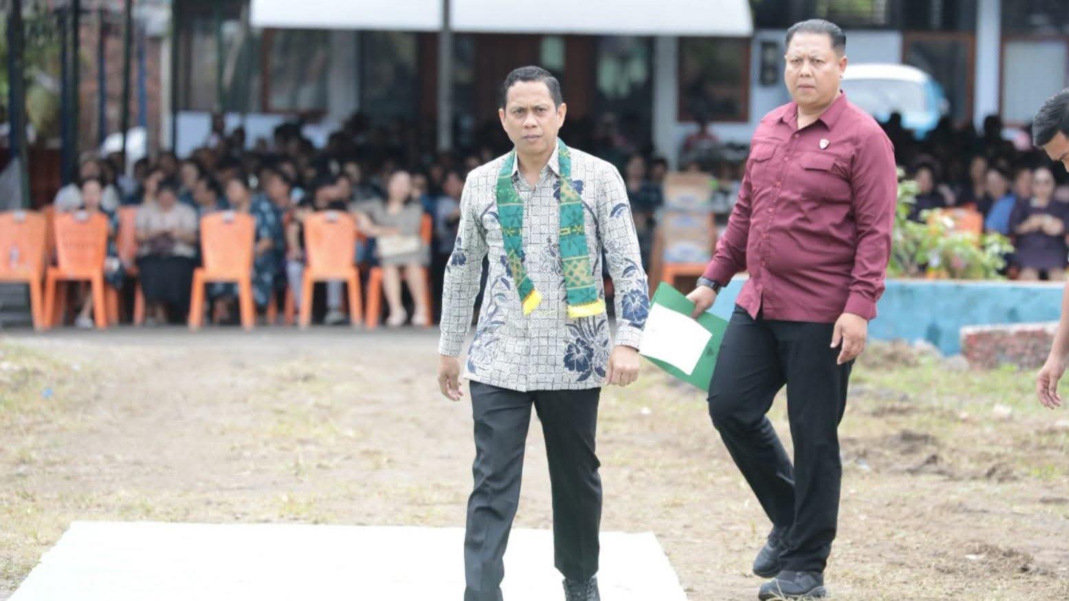 Ayah di Kotamobagu Wajib Antar Anak Hari Pertama Masuk Sekolah, Ada Surat Edaran Wali Kota - Tribunmanado.co.id