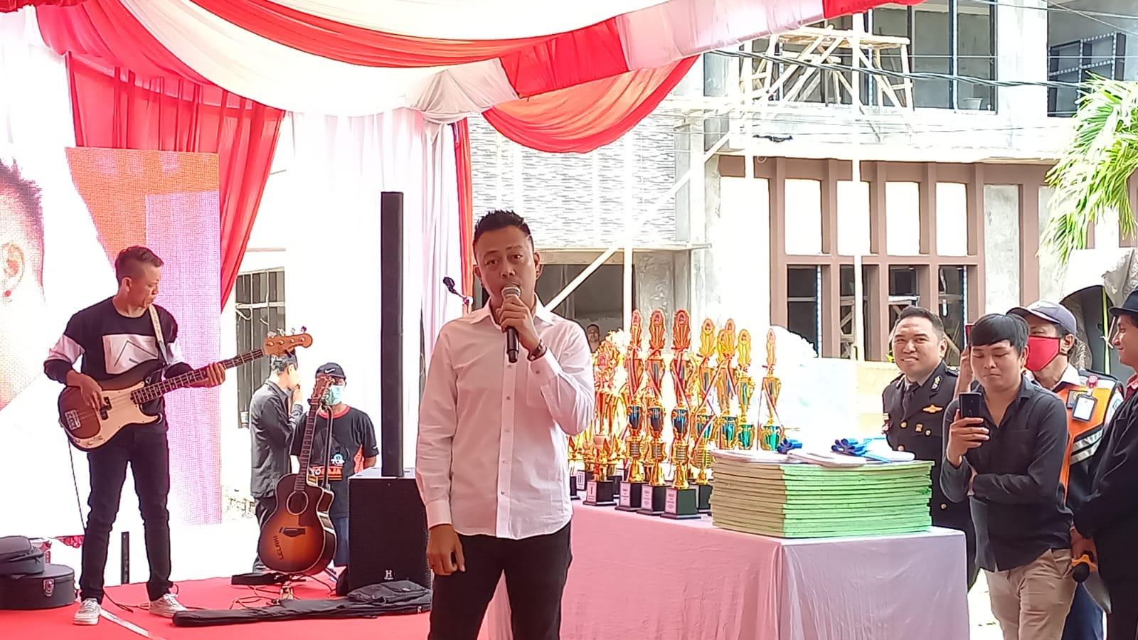 Puncak Hari Bhayangkara di Polres Bitung Sulawesi Utara, Gio Idol Hibur Penonton