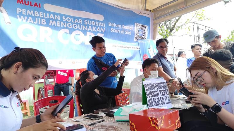Pengisian-BBM-solar-subsidi-di-Sulawesi-Utara-wajib-pakai-Q.jpg