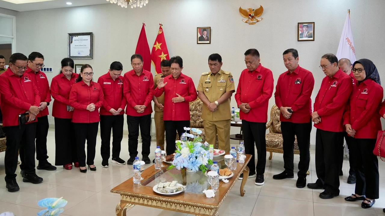Pengurus-DPD-PDIP-Sulut-di-bawah-pimpinan-Olly-Dondokambey-bersilaturahmi-dengan-YSK.jpg