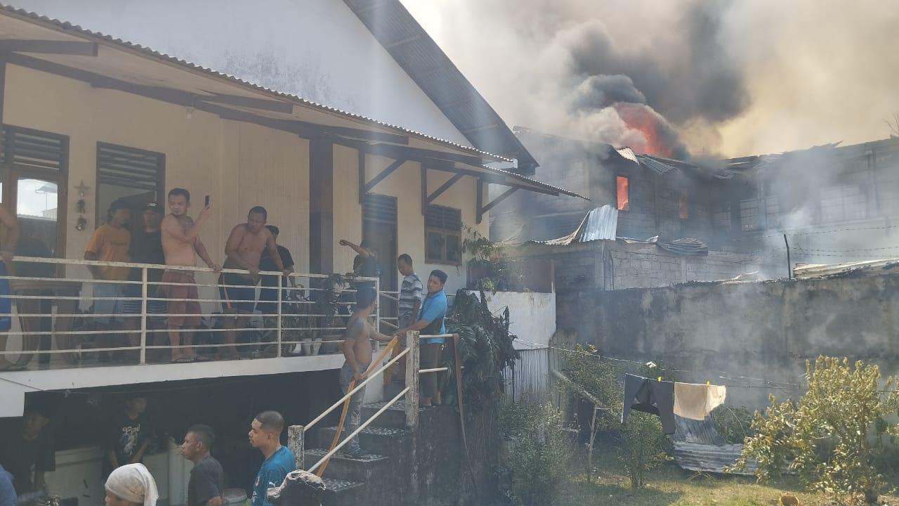 Kebakaran di Wawonasa Manado Sulawesi Utara, Warga Sebut Karena Korsleting Listrik