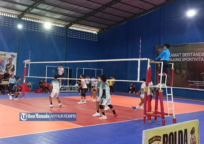 Porprov-Sulut-2025-hari-ini-Kamis-13-November-2025-Tim-bola-voli-putra-Bolmong-vs-Bitung.jpg