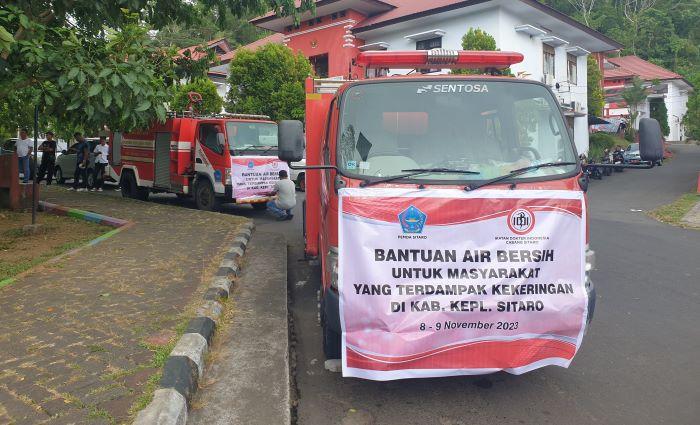 Proses-penyaluran-air-bersih-bantuan-dari-IDI-Sitaro.jpg