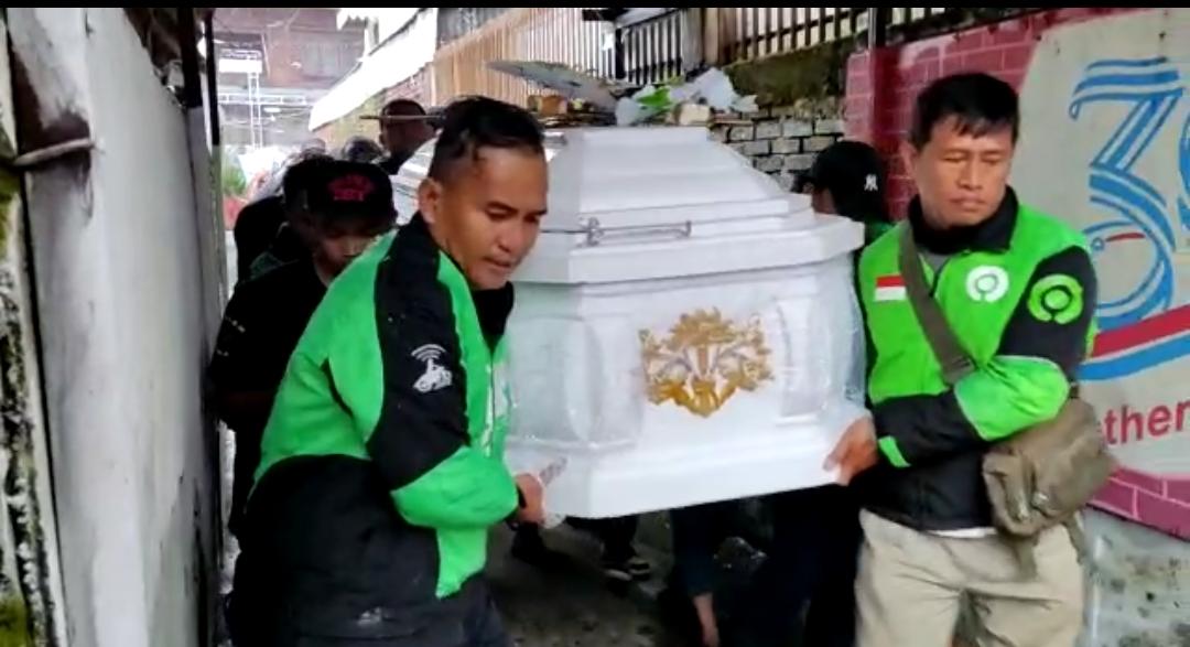 Ojol Asal Manado yang Tewas Ditabrak WNA China Akhirnya Dikebumikan