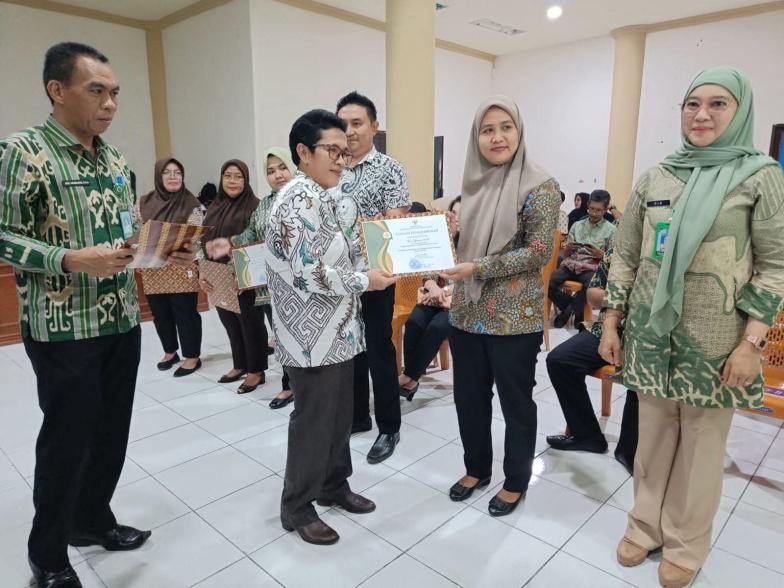Rapat-koordinasi-pendampingan-opini-Ombudsman-Republik-Indonesia-di-Bolmong-Kamis-11062026.jpg