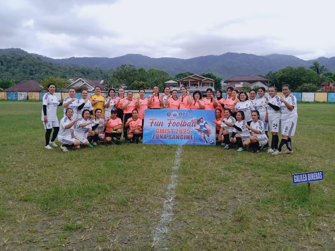 SEPAK-BOLA-GMIST-Sangihe-menggelar-Turnamen-Sepak-Bola.jpg