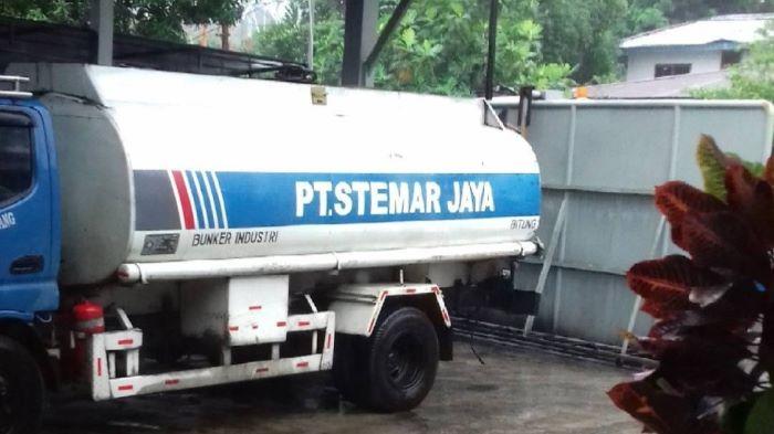 Salah-satu-tanki-milik-PT-Stemar-Jaya-di-Kota-Bitung.jpg