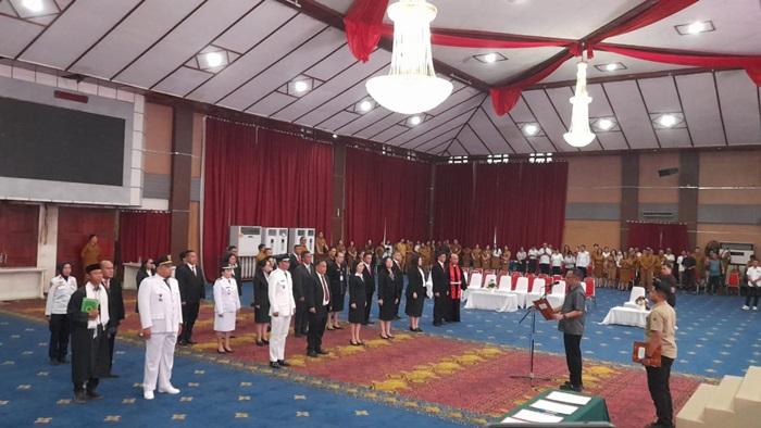 Sebanyak-26-pejabat-administrator-dan-pengawas-Pemkot-Manado-jalani-pelantikan.jpg
